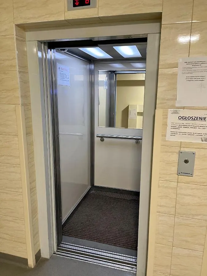 Super Apartament Green Rondo Onz Metro Nowe Wifi 300 Mb/S Aircondition Netflix Spotify 华沙 波兰