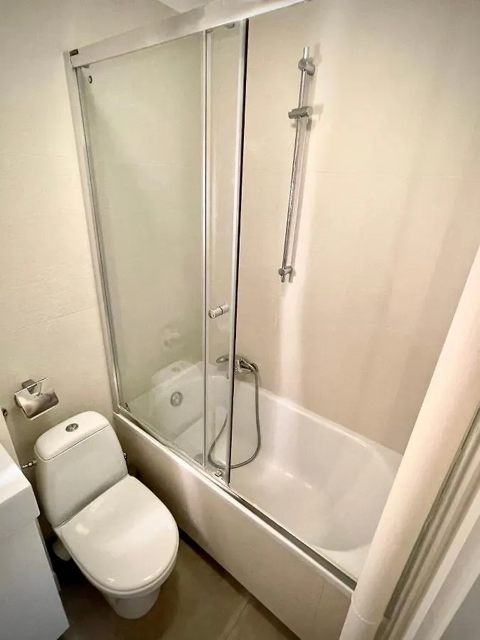 Super Apartament Green Rondo Onz Metro Nowe Wifi 300 Mb/S Aircondition Netflix Spotify 华沙