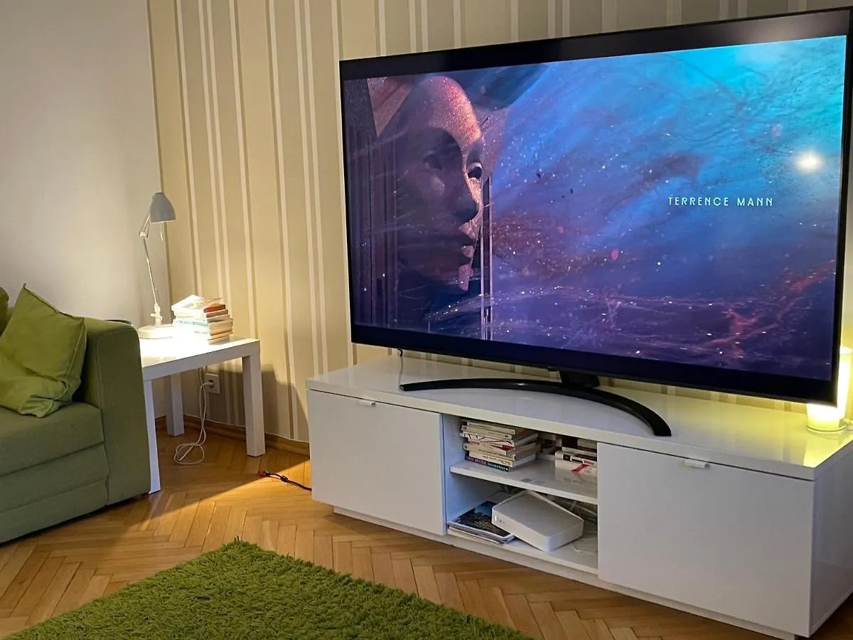 Super Apartament Green Rondo Onz Metro Nowe Wifi 300 Mb/S Aircondition Netflix Spotify 华沙 0*,  波兰